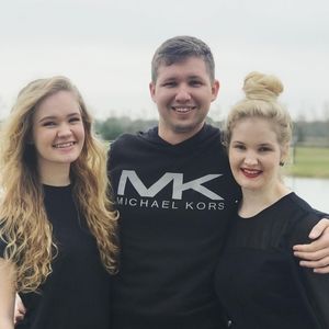 Meet your Posher, Adam